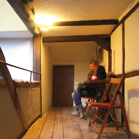 Apartament 175 Qm Schwanennest, In Der Romantischen Roedermuehle An Der Fraenkischen Saale In Deutschlands Mitte, 8 Km Zur A7 Hammelburg